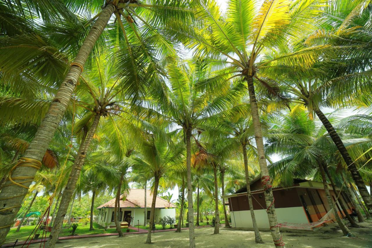 Regant Lake Village, Kollam. Chavara Экстерьер фото