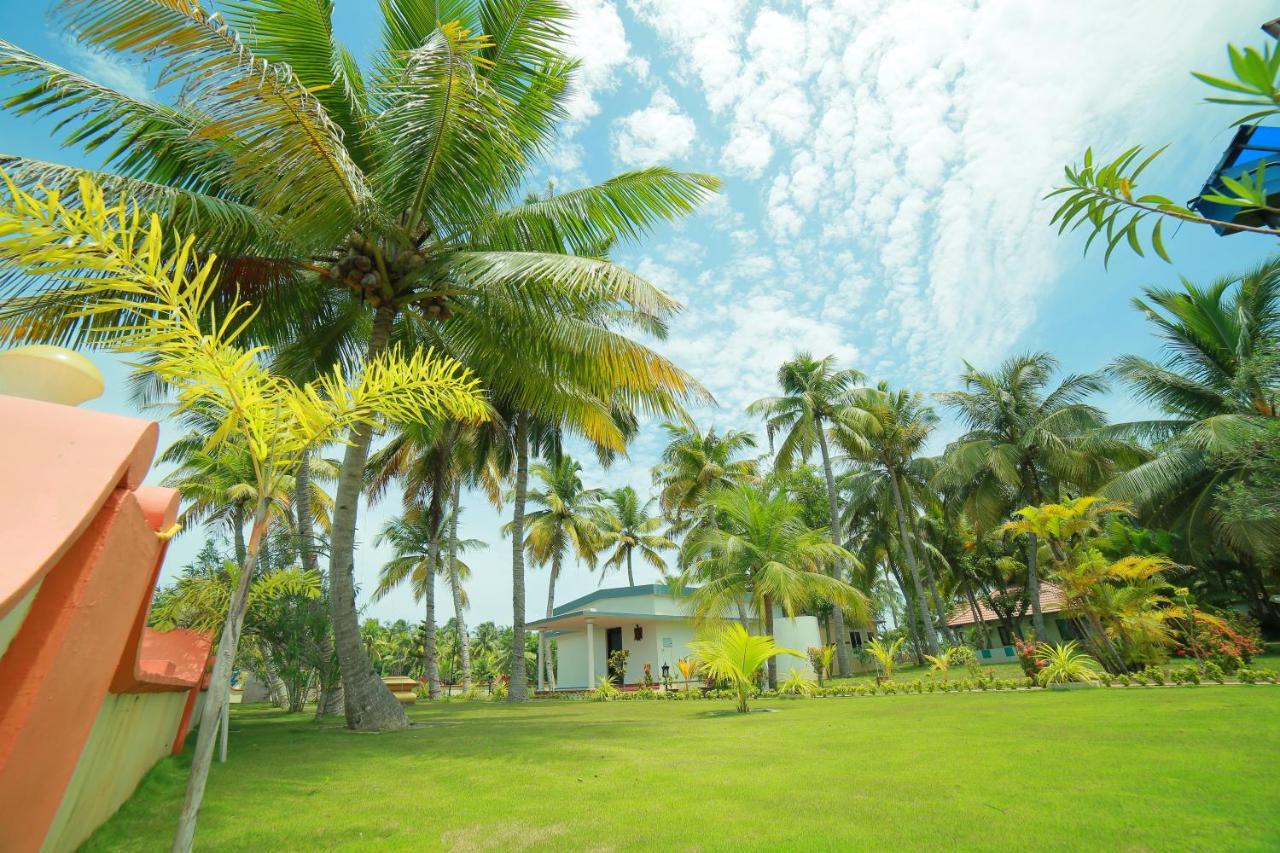 Regant Lake Village, Kollam. Chavara Экстерьер фото