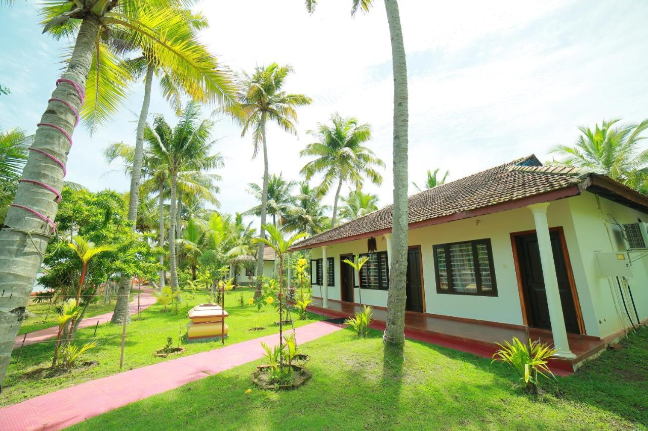 Regant Lake Village, Kollam. Chavara Экстерьер фото