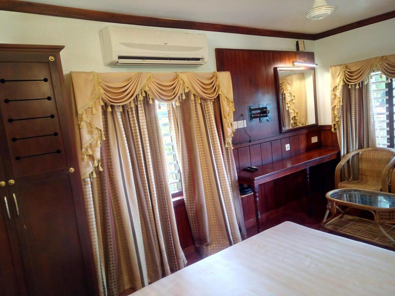 Regant Lake Village, Kollam. Chavara Экстерьер фото